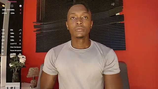 DannSmmith online show from October 17, 2025, 5:22 am