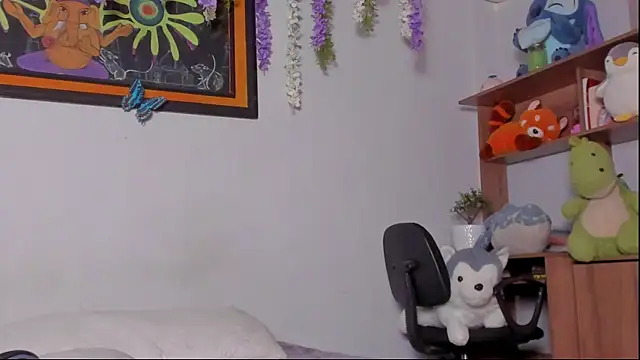 Snapshot of Cherry_boy_18 chatting on February 19, 2025, 8:10 pm Cherry boy 18 online show from February 19, 2025, 8:10 pm