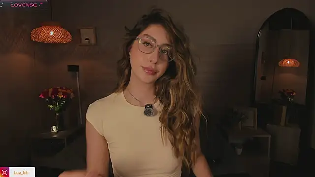 lua ferch   online show from March 21, 2025, 4:07 pm