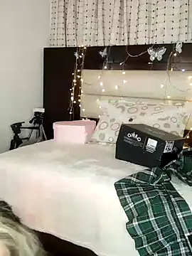 Natalia Suarez online show from January 9, 2025, 8:34 am