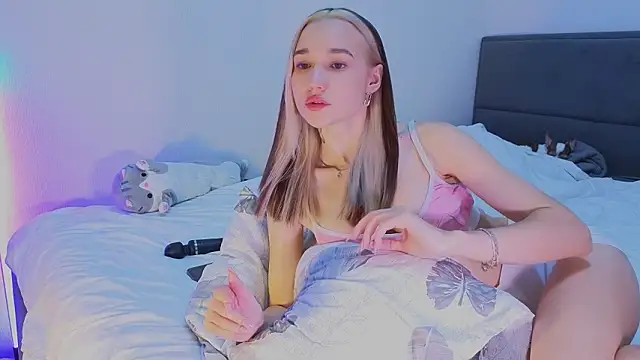 shey1i online show from March 2, 2026, 10:17 pm