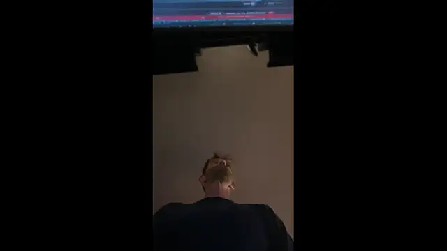 leanjamesdean online show from December 21, 2025, 5:31 am