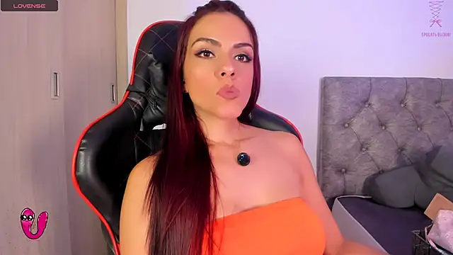 Snapshot of Samara_Kim chatting on January 15, 2026, 8:34 pm Samara Kim online show from January 15, 2026, 8:34 pm