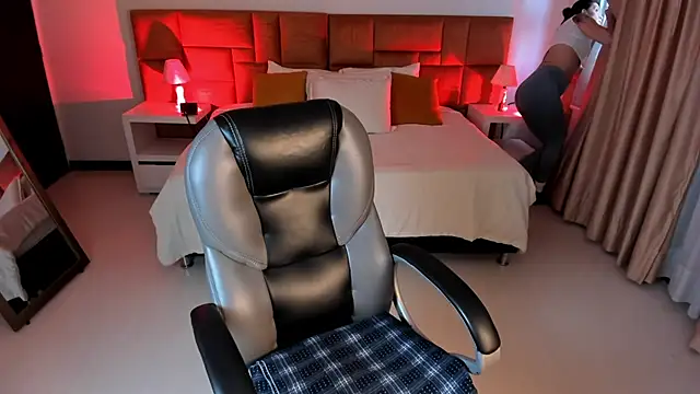 Kristen Garner online show from October 3, 2025, 9:49 pm