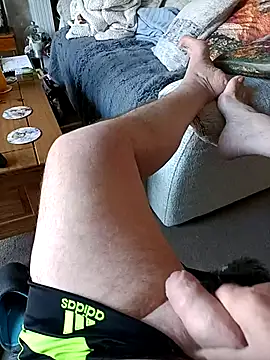 loveeatingcunts online show from May 12, 2026, 9:59 am