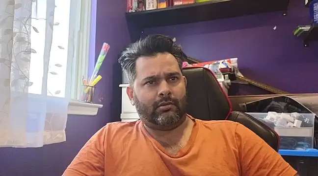 Sakhtlaundaz online show from March 22, 2025, 9:42 pm