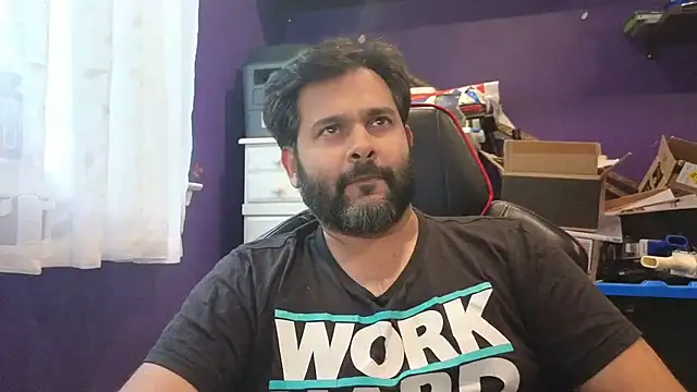 Sakhtlaundaz online show from September 10, 2025, 8:52 pm