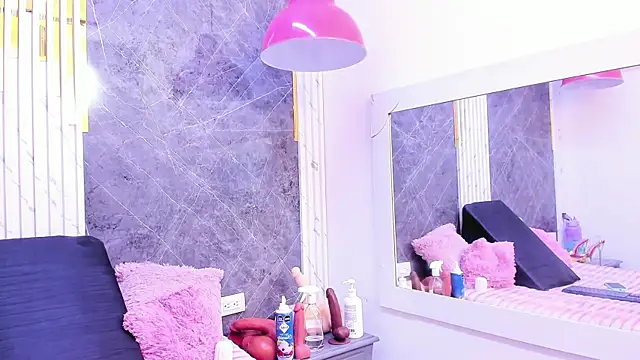 AndreaFletcher online show from September 10, 2025, 7:35 pm