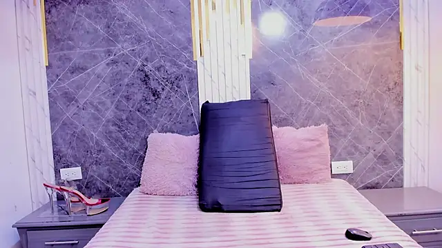 AndreaFletcher online show from September 15, 2025, 7:25 pm