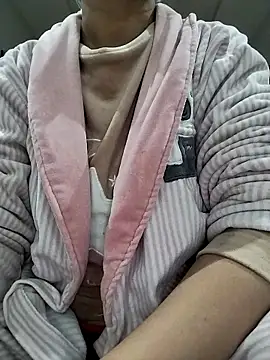 lolo890 online show from March 12, 2026, 7:29 pm