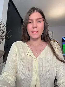 AmelieLaurent  online show from June 20, 2026, 4:50 am