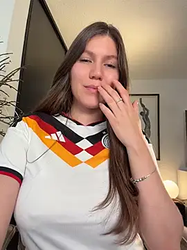 AmelieLaurent  online show from July 14, 2026, 2:38 am
