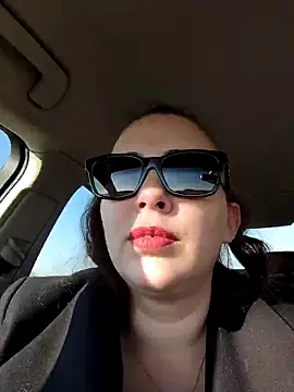 LEAsquirt91 online show from March 4, 2025, 2:32 pm