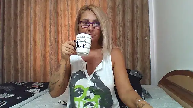 PussyEvely online show from September 26, 2025, 7:59 am