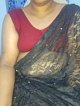 Snapshot of Malluivaniya chatting on July 21, 2026, 6:15 am Malluivaniya online show from July 21, 2026, 6:15 am