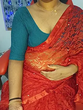 Snapshot of Malluivaniya chatting on June 17, 2026, 6:46 am Malluivaniya online show from June 17, 2026, 6:46 am