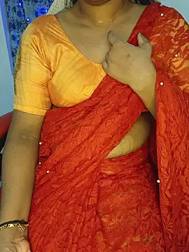 Snapshot of Malluivaniya chatting on July 7, 2026, 6:16 am Malluivaniya online show from July 7, 2026, 6:16 am
