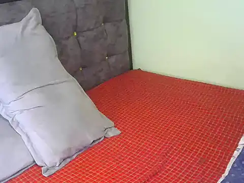 TerryAssqueen254 online show from February 26, 2025, 9:12 am