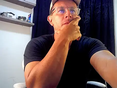 pedropicapi online show from January 12, 2026, 1:01 am