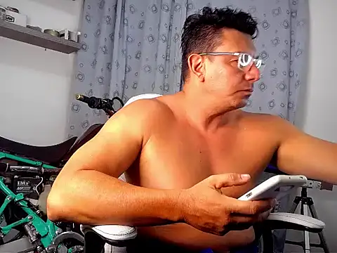 pedropicapi online show from October 2, 2025, 12:47 am