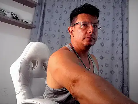 pedropicapi online show from December 20, 2025, 1:19 am