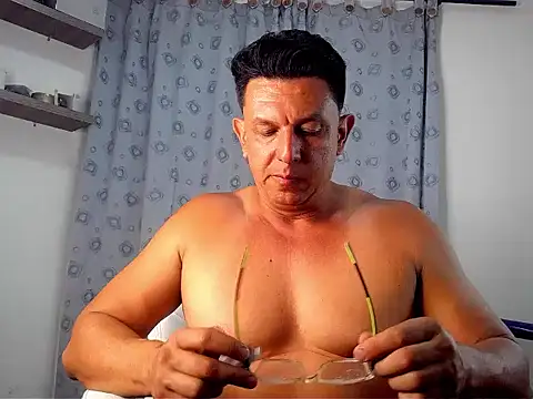 pedropicapi online show from October 19, 2025, 2:36 am