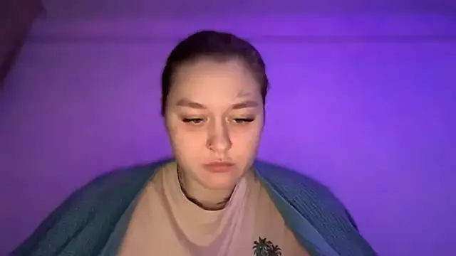 Isabel-Bailey online show from November 7, 2025, 8:02 pm