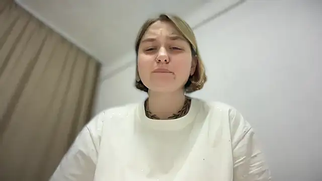 Isabel-Bailey online show from October 8, 2025, 9:04 pm