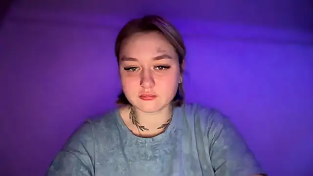 Isabel-Bailey online show from October 21, 2025, 9:03 pm