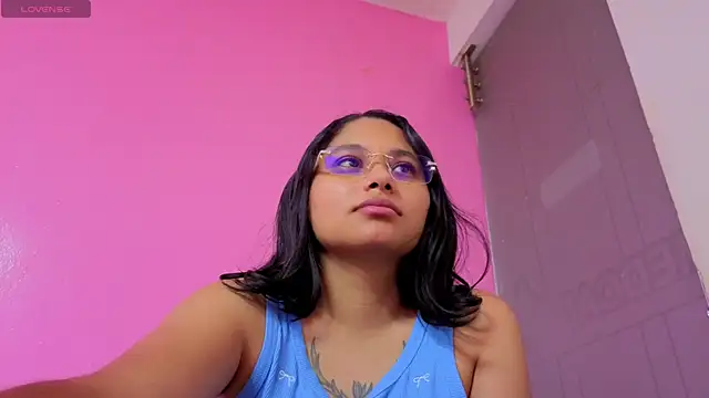 Cuteprincess21 online show from October 9, 2025, 11:49 pm