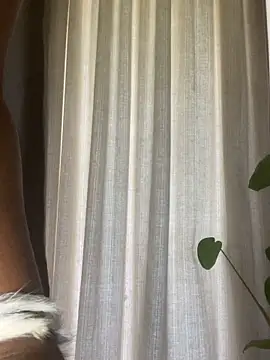 YesTheSexiest online show from October 24, 2025, 10:25 am