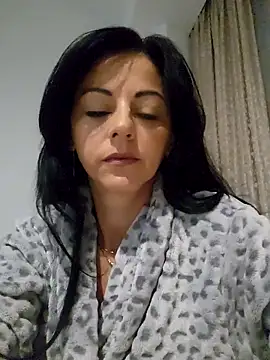 bruneta sexy23 online show from November 19, 2025, 4:12 am