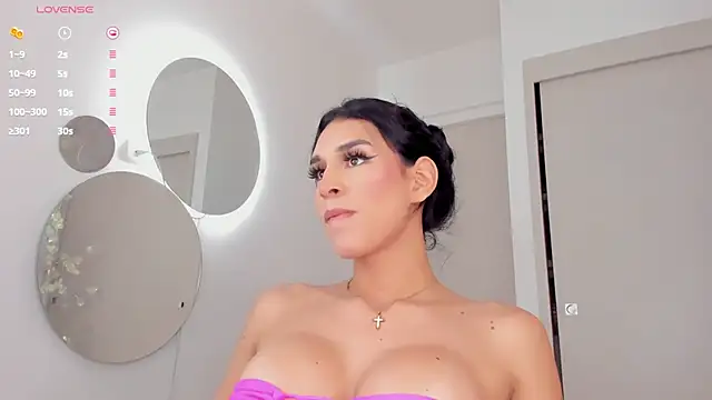 Snapshot of mia_yourmommy chatting on February 21, 2025, 9:13 am mia yourmommy online show from February 21, 2025, 9:13 am