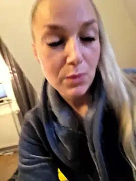 Sexy-Milla online show from May 11, 2026, 5:54 pm