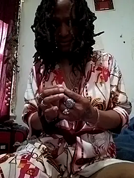 paradisejas online show from April 8, 2026, 5:58 pm