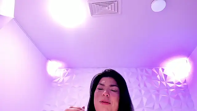 PauletteJ online show from April 2, 2026, 11:39 am