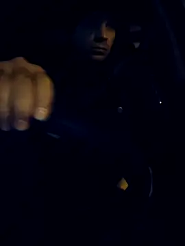 J0nyhson online show from December 4, 2025, 4:11 am