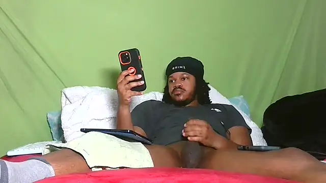 Carolinayoungin online show from October 13, 2025, 7:26 pm