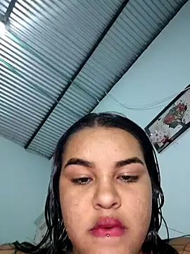 Snapshot of Bellota_22_Fuckme chatting on September 10, 2025, 5:17 am Bellota 22 Fuckme online show from September 10, 2025, 5:17 am