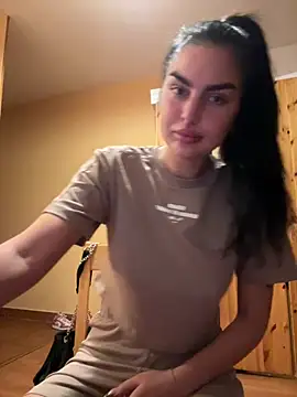 Snapshot of CabrioCabrio chatting on July 15, 2026, 7:43 pm CabrioCabrio online show from July 15, 2026, 7:43 pm