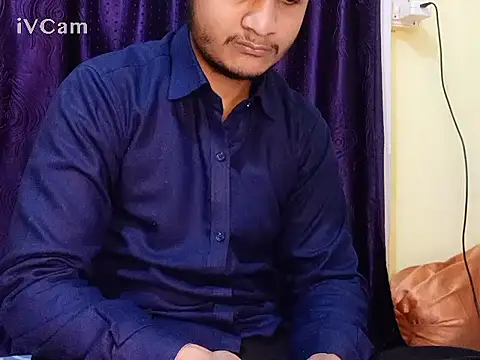 Snapshot of felix_dion chatting on January 6, 2025, 4:02 pm felix dion online show from January 6, 2025, 4:02 pm