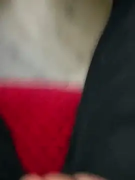 Snapshot of felix_dion chatting on October 13, 2025, 12:40 pm felix dion online show from October 13, 2025, 12:40 pm