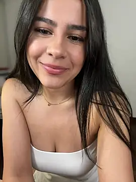 Snapshot of CuteKira7 chatting on August 5, 2026, 1:54 am CuteKira7 online show from August 5, 2026, 1:54 am