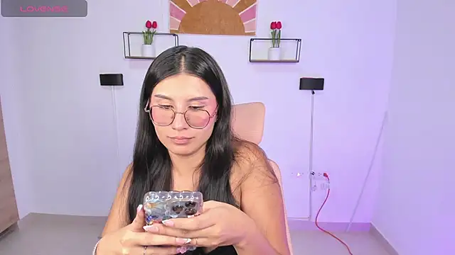 emily villamil online show from May 26, 2026, 10:30 pm