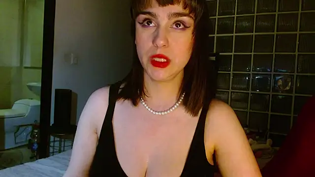 collette beaufoy  online show from February 23, 2025, 12:08 am