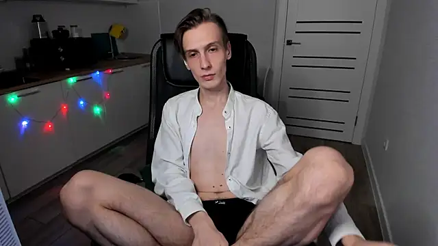 Snapshot of Rick_Reed chatting on November 18, 2025, 10:02 pm Rick Reed online show from November 18, 2025, 10:02 pm