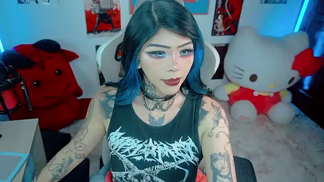 Snapshot of Deadly_Doll chatting on April 30, 2026, 8:49 pm Deadly Doll online show from April 30, 2026, 8:49 pm