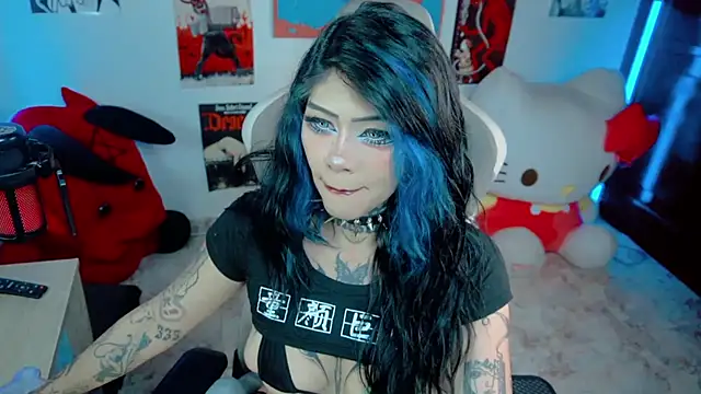 Deadly Doll online show from April 26, 2026, 7:33 pm