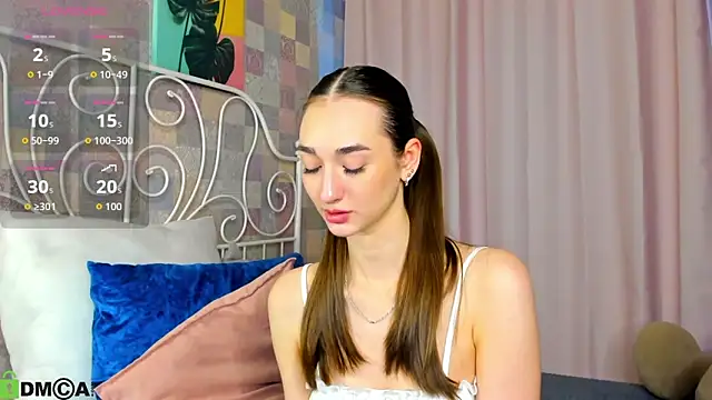 Snapshot of Kelly_Powell chatting on October 19, 2025, 10:18 am Kelly Powell online show from October 19, 2025, 10:18 am