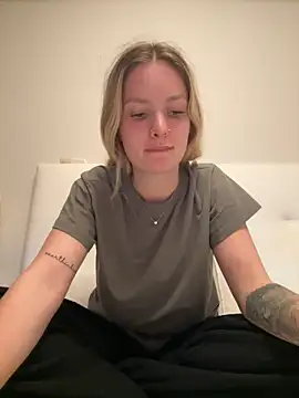 mariemelissah online show from March 11, 2025, 5:35 pm